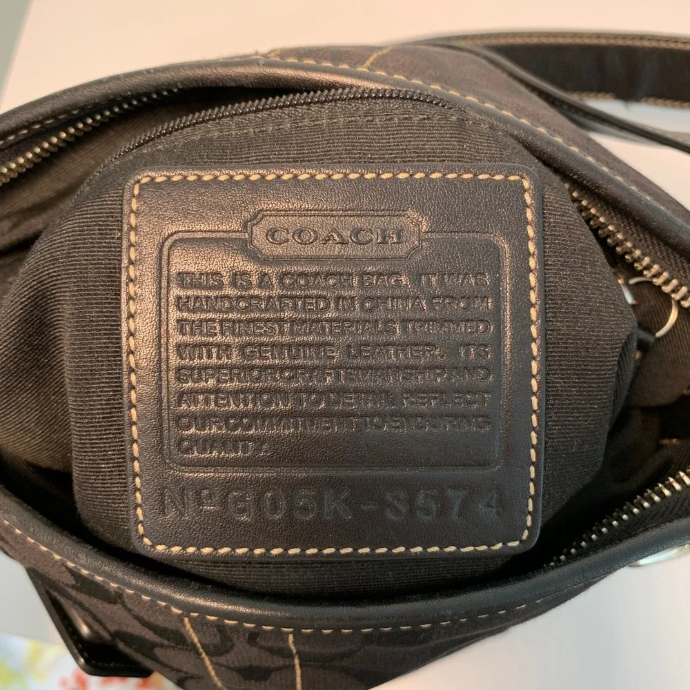 Vintage Coach Black Monogram Canvas Soho Duffle Shoulder Bag Silver Buckles - Picture 11 of 16